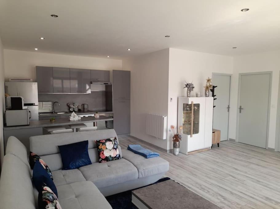 Belle Maison Neuve A 15 Min De Bordeaux Et 35 Min Cestas Exteriör bild