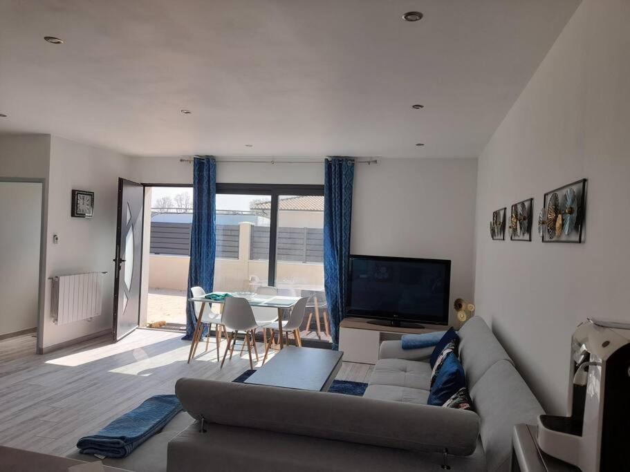 Belle Maison Neuve A 15 Min De Bordeaux Et 35 Min Cestas Exteriör bild