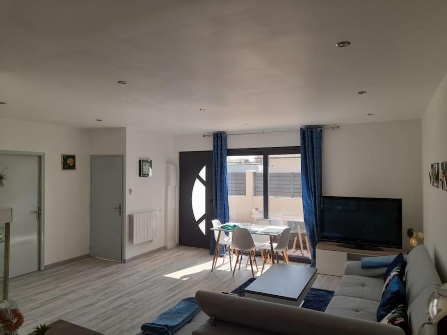 Belle Maison Neuve A 15 Min De Bordeaux Et 35 Min Cestas Exteriör bild